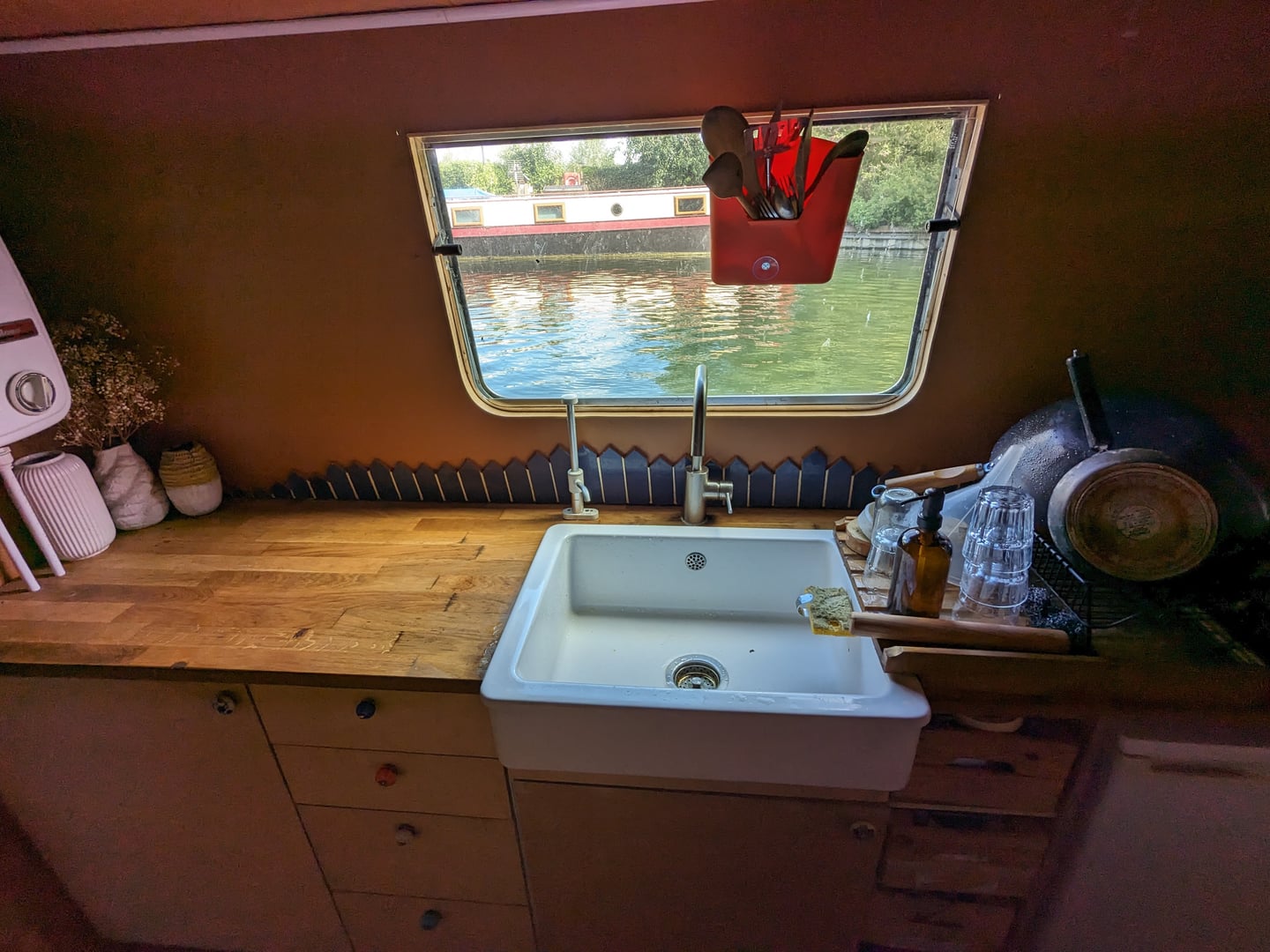 Interior monitoring setup